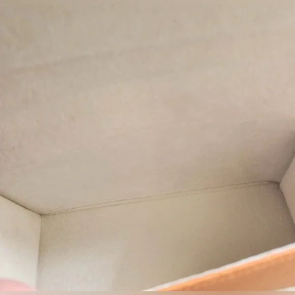 Tory Burch Orange Triangular Sunglasses and/or Makeup Clutch with cleaning cloth - Picture 9 of 9